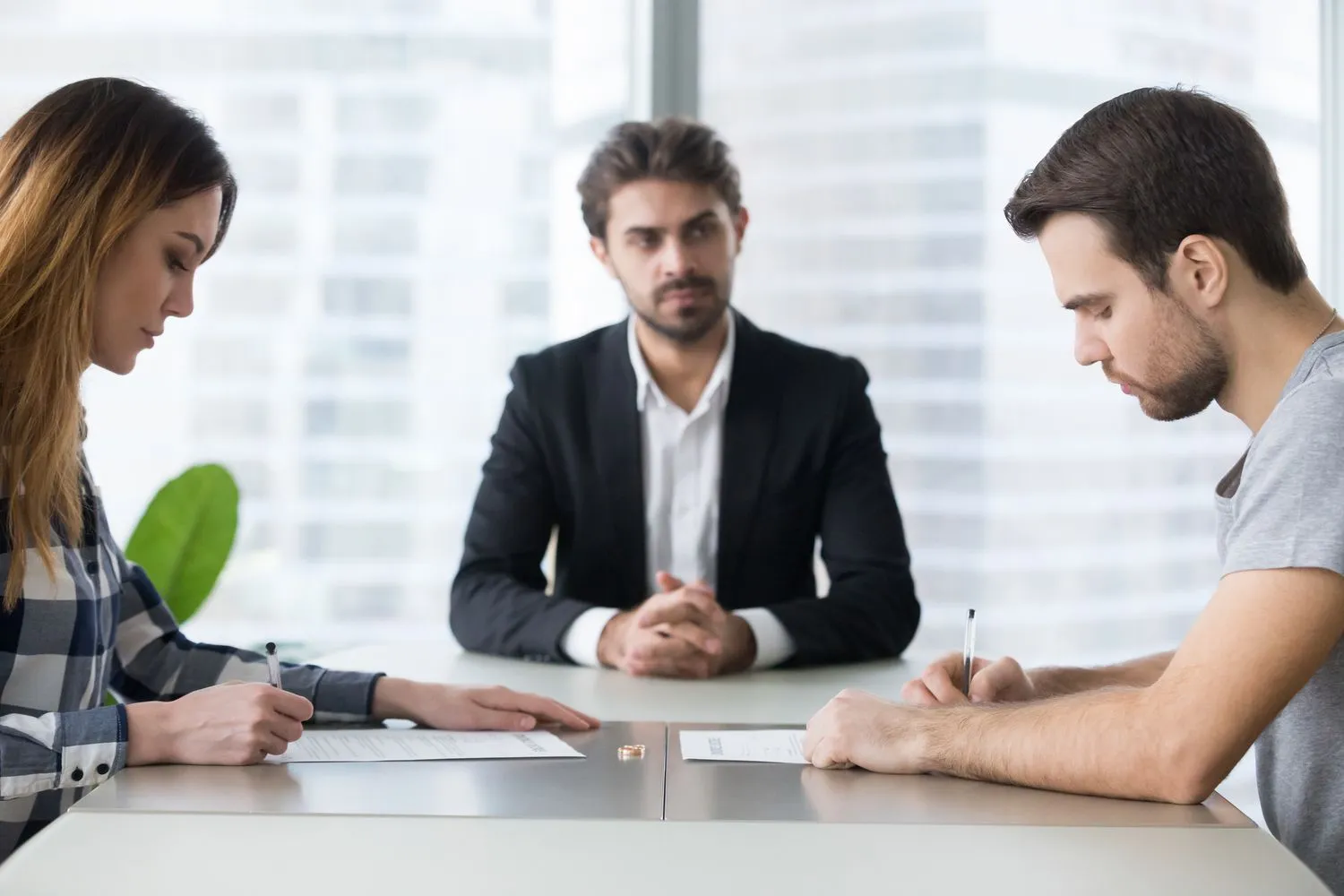 How EH Mediation Guides Couples Toward Fair and Balanced Outcomes Letchworth